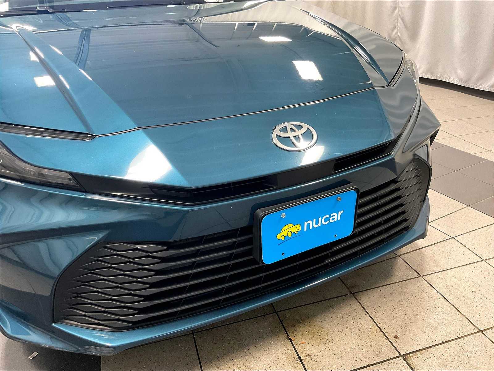 2025 Toyota Camry LE - Photo 31