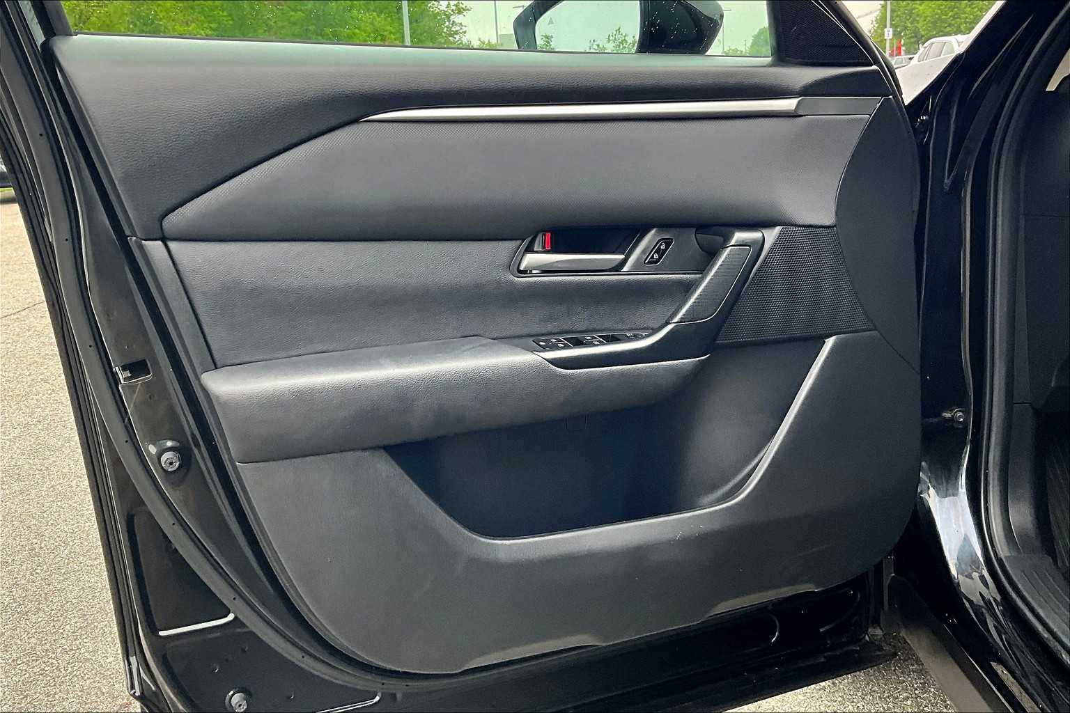 2024 Mazda CX-50 2.5 S Preferred Package - Photo 9