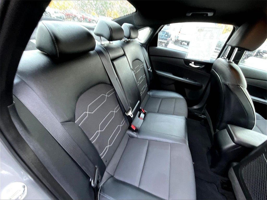2023 Kia Forte GT-Line - Photo 16