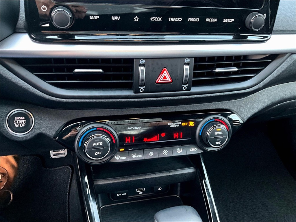 2023 Kia Forte GT-Line - Photo 25