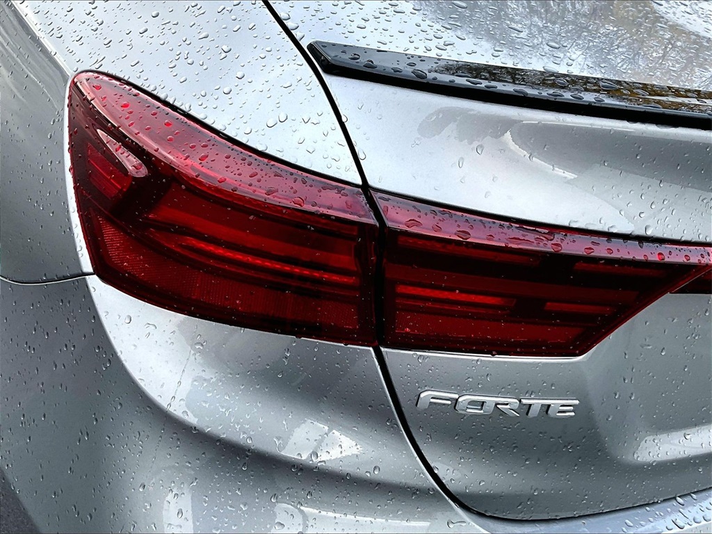 2023 Kia Forte GT-Line - Photo 32