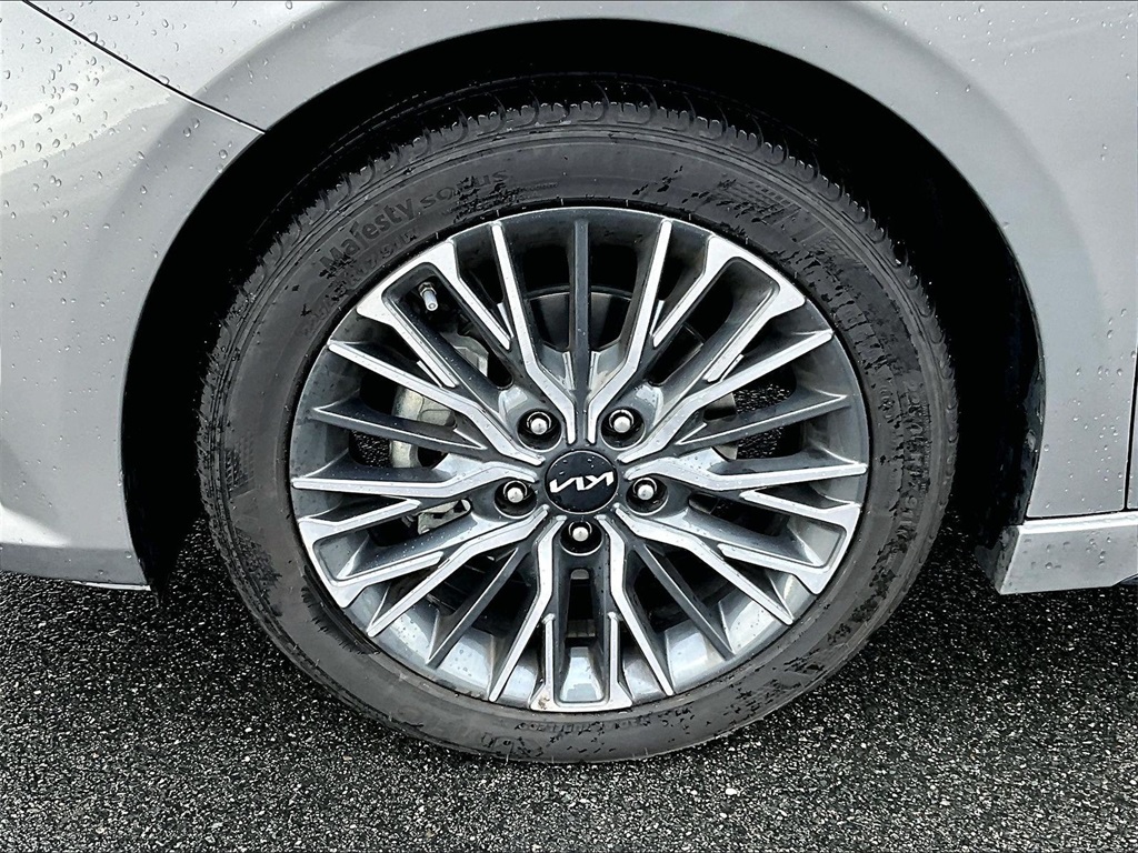 2023 Kia Forte GT-Line - Photo 7