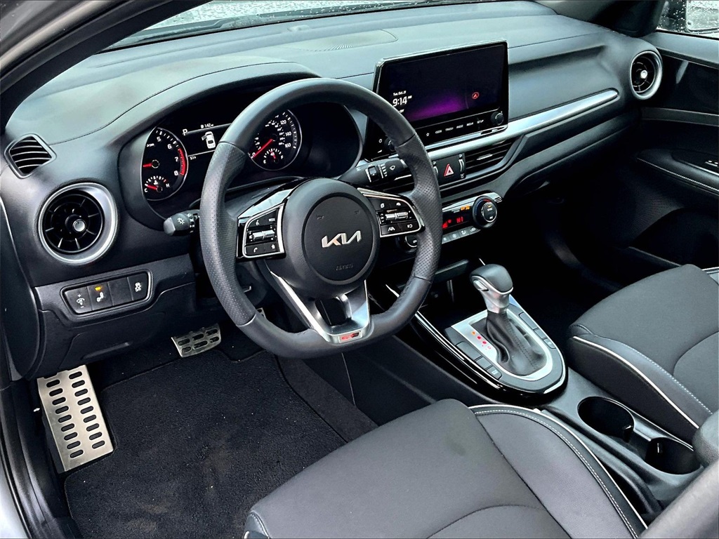 2023 Kia Forte GT-Line - Photo 8