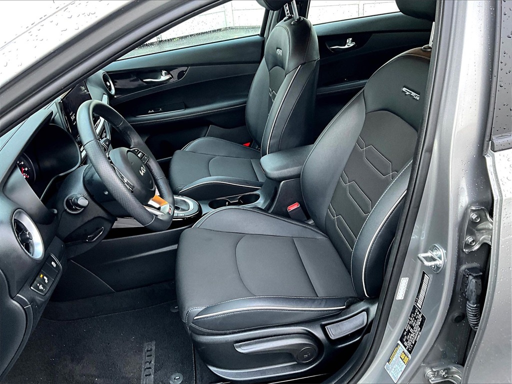 2023 Kia Forte GT-Line - Photo 10