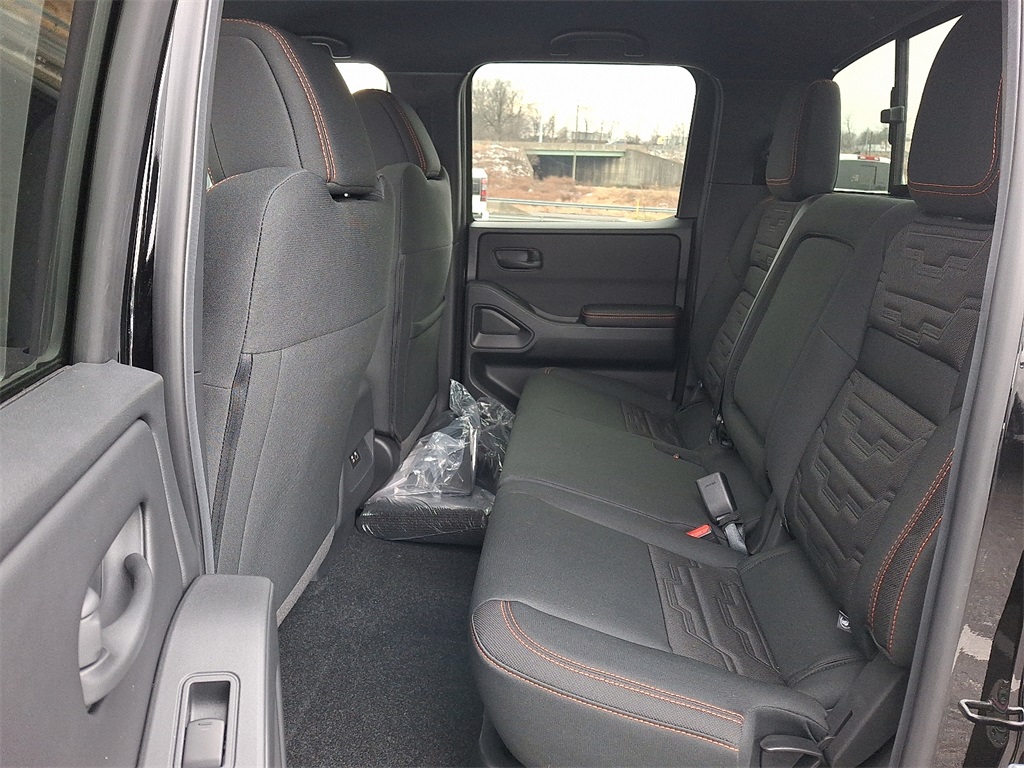 2026 Nissan Frontier PRO-4X - Photo 6