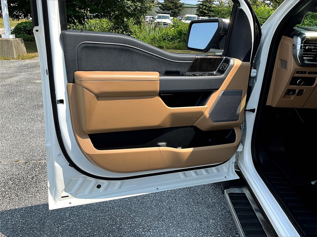 2023 Ford F-150 Lariat - Photo 9