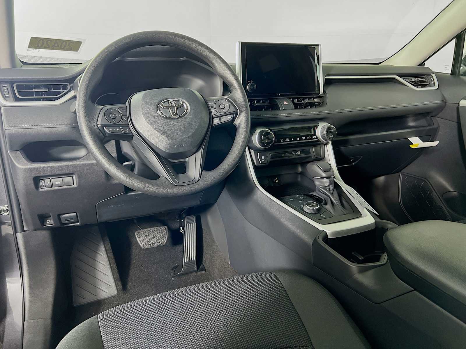 2025 Toyota RAV4 Hybrid LE - Photo 6