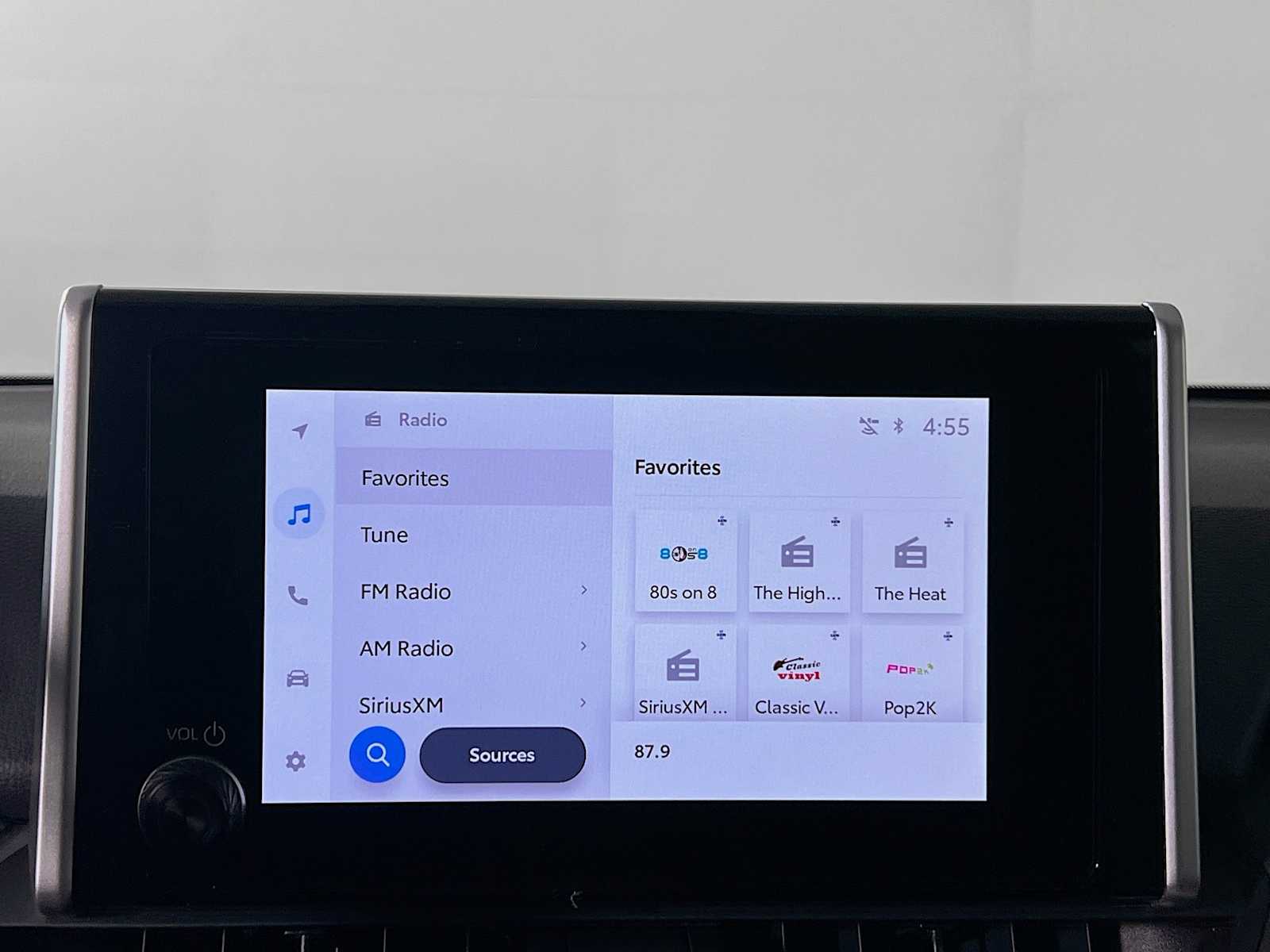2025 Toyota RAV4 Hybrid LE - Photo 8