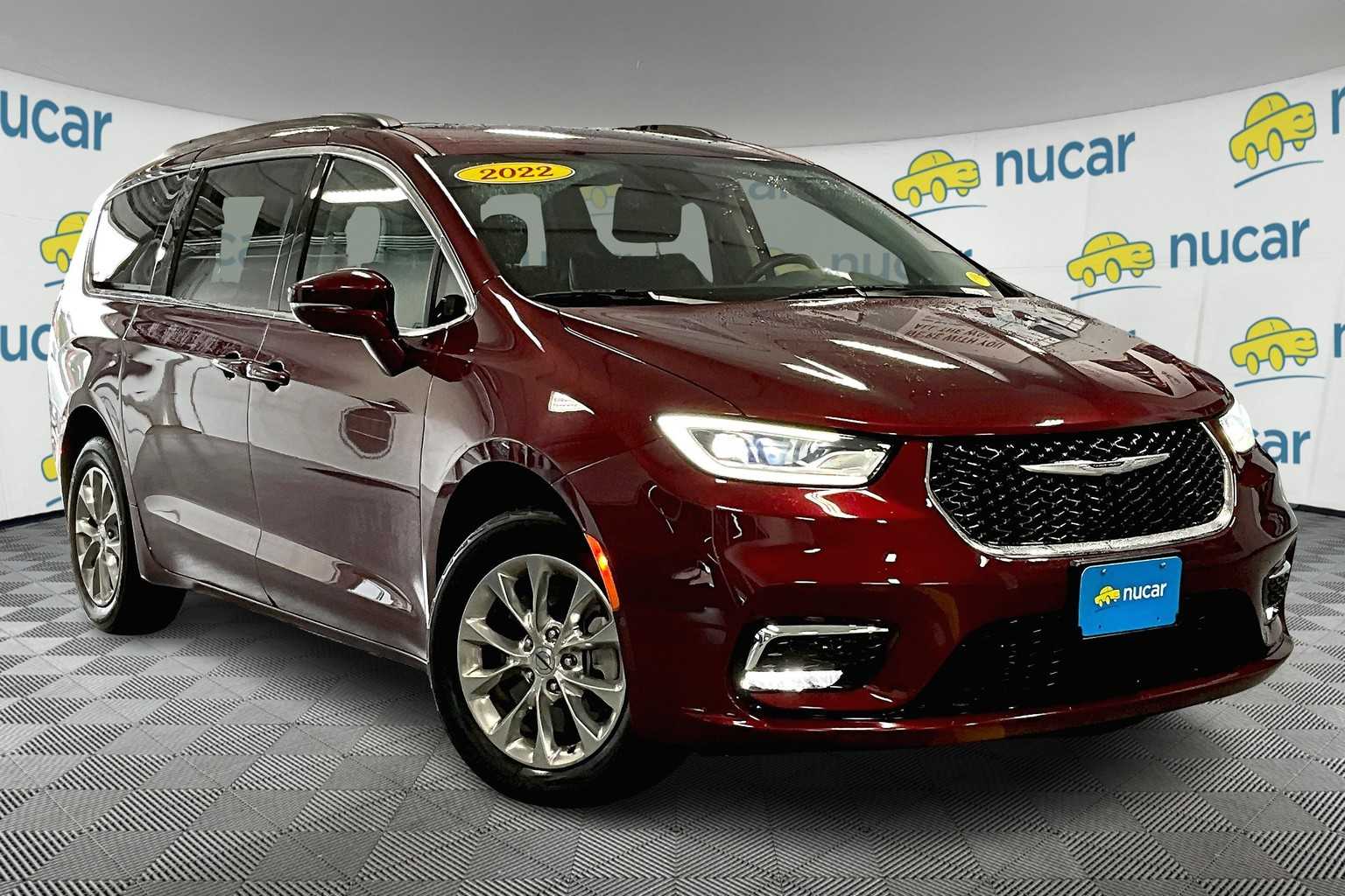 2022 Chrysler Pacifica Touring L