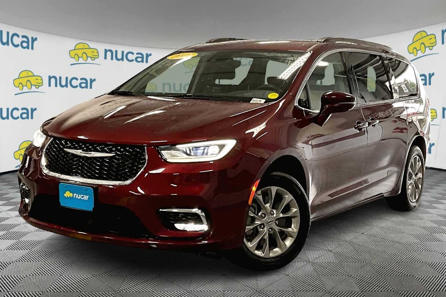 2022 Chrysler Pacifica Touring L - Photo 3