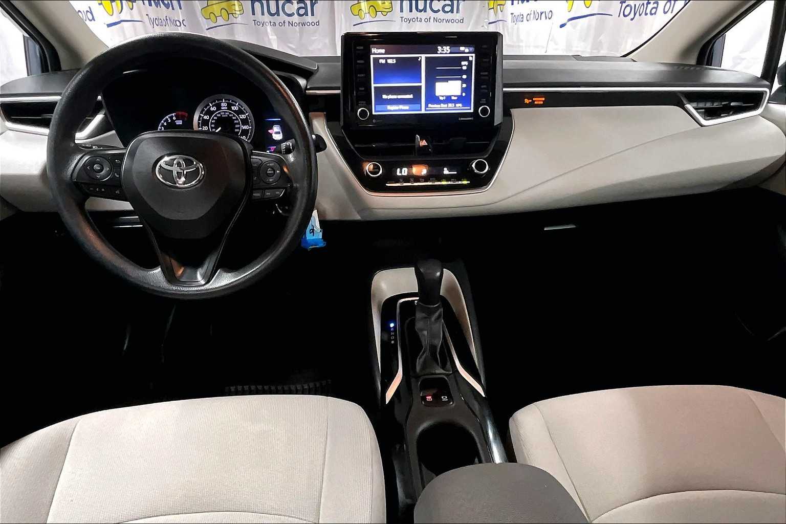 2022 Toyota Corolla LE - Photo 21
