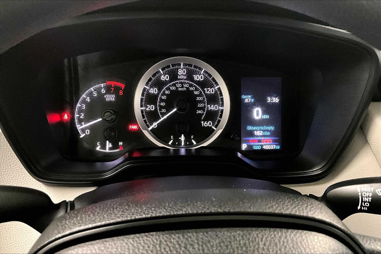 2022 Toyota Corolla LE - Photo 24