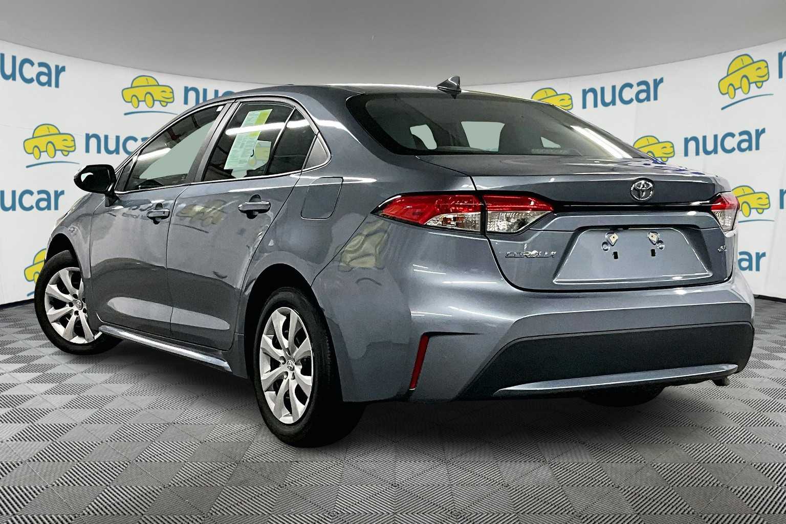 2022 Toyota Corolla LE - Photo 4