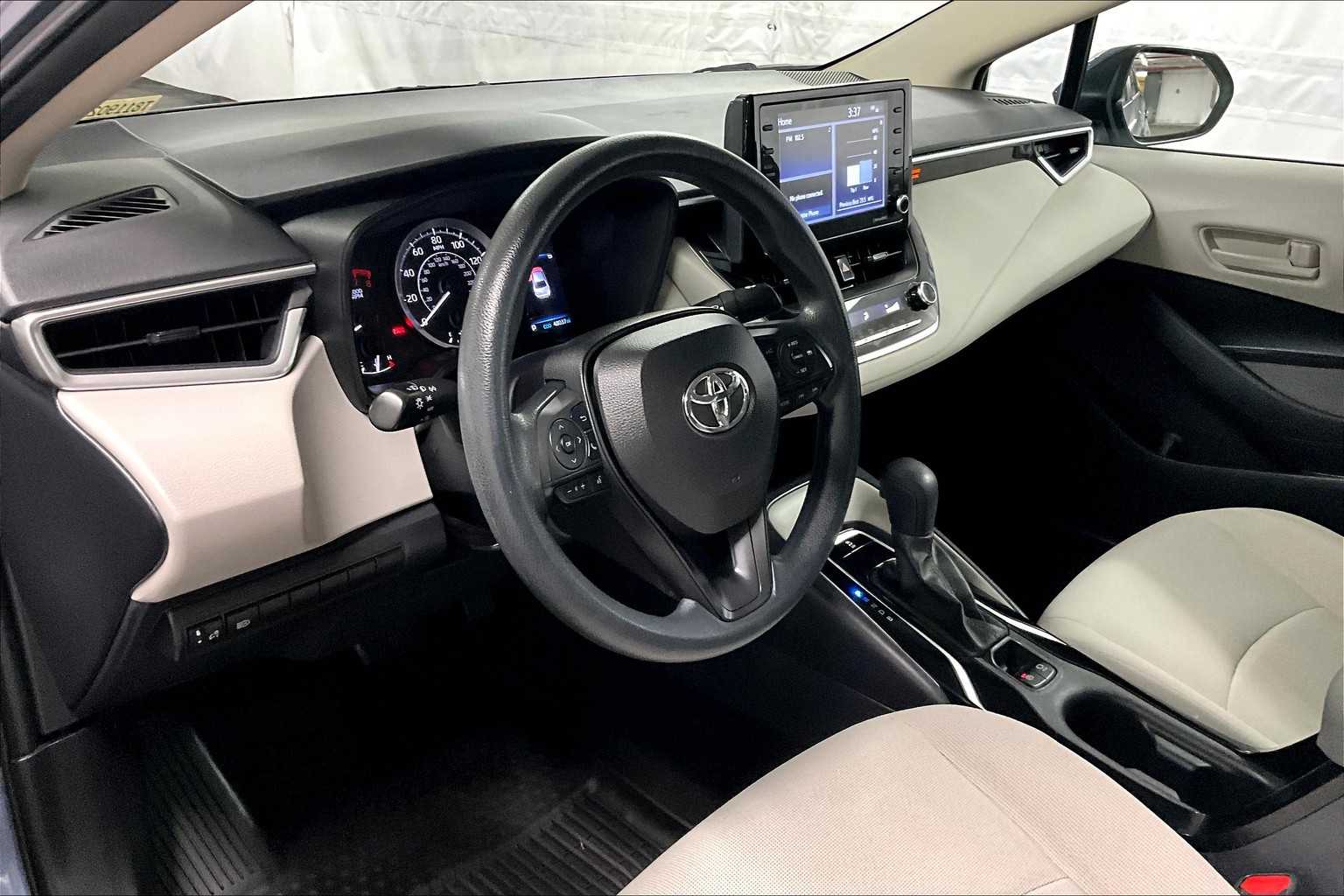 2022 Toyota Corolla LE - Photo 8