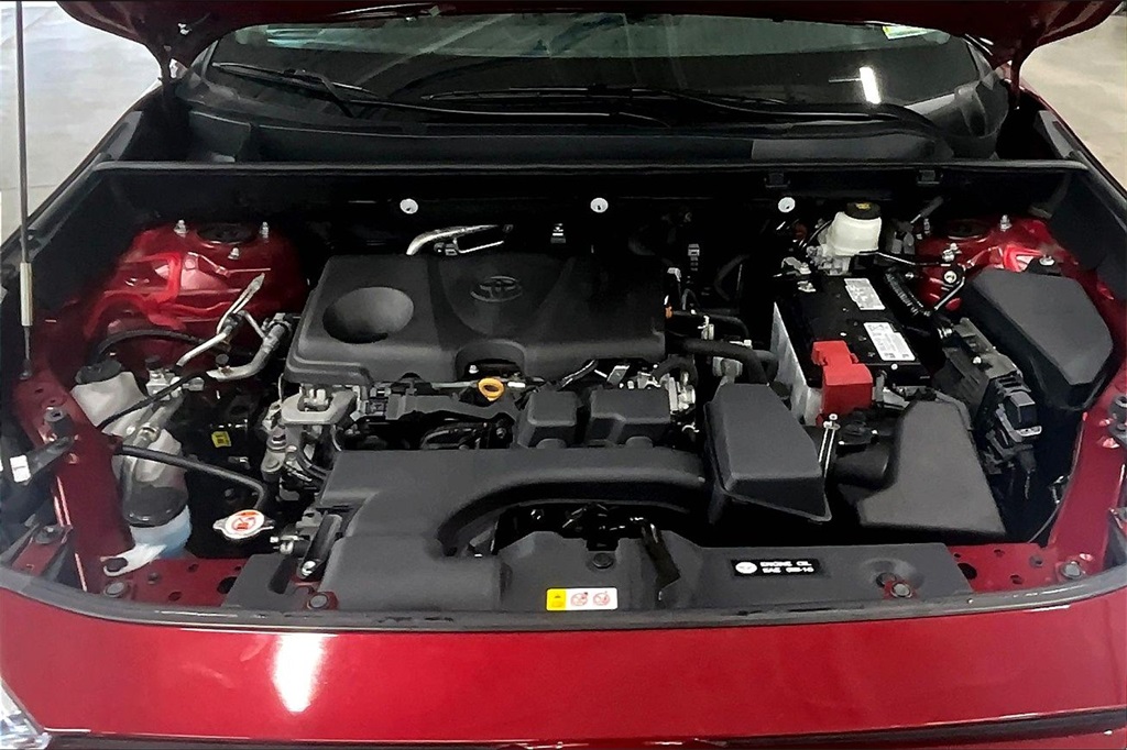 2022 Toyota RAV4 XLE - Photo 28