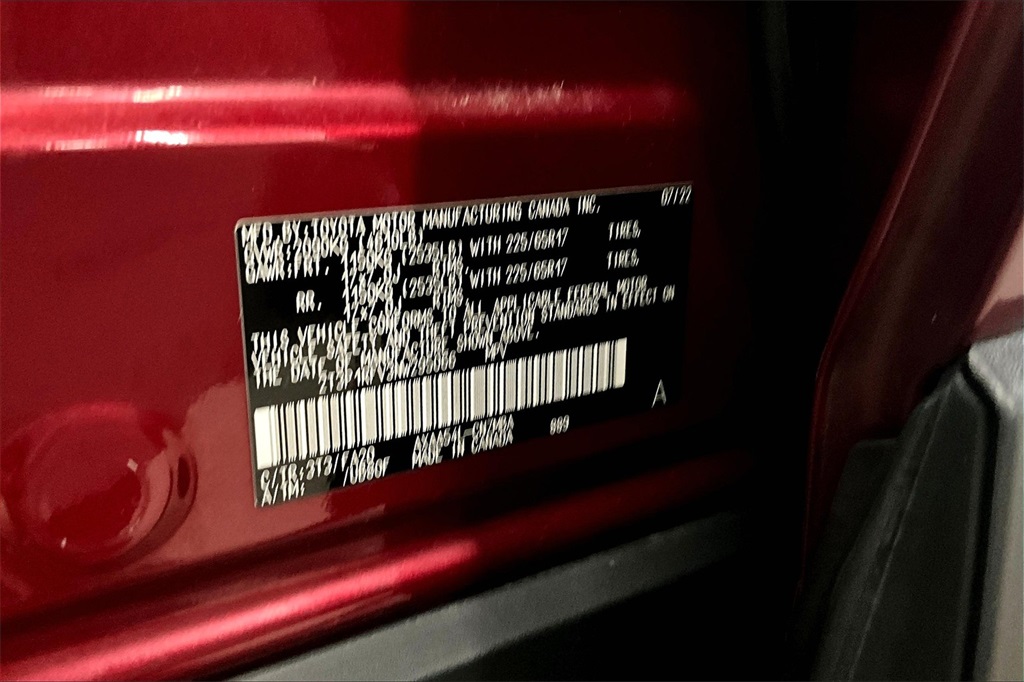 2022 Toyota RAV4 XLE - Photo 34