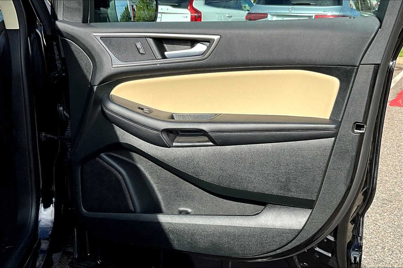2023 Ford Edge SEL - Photo 11