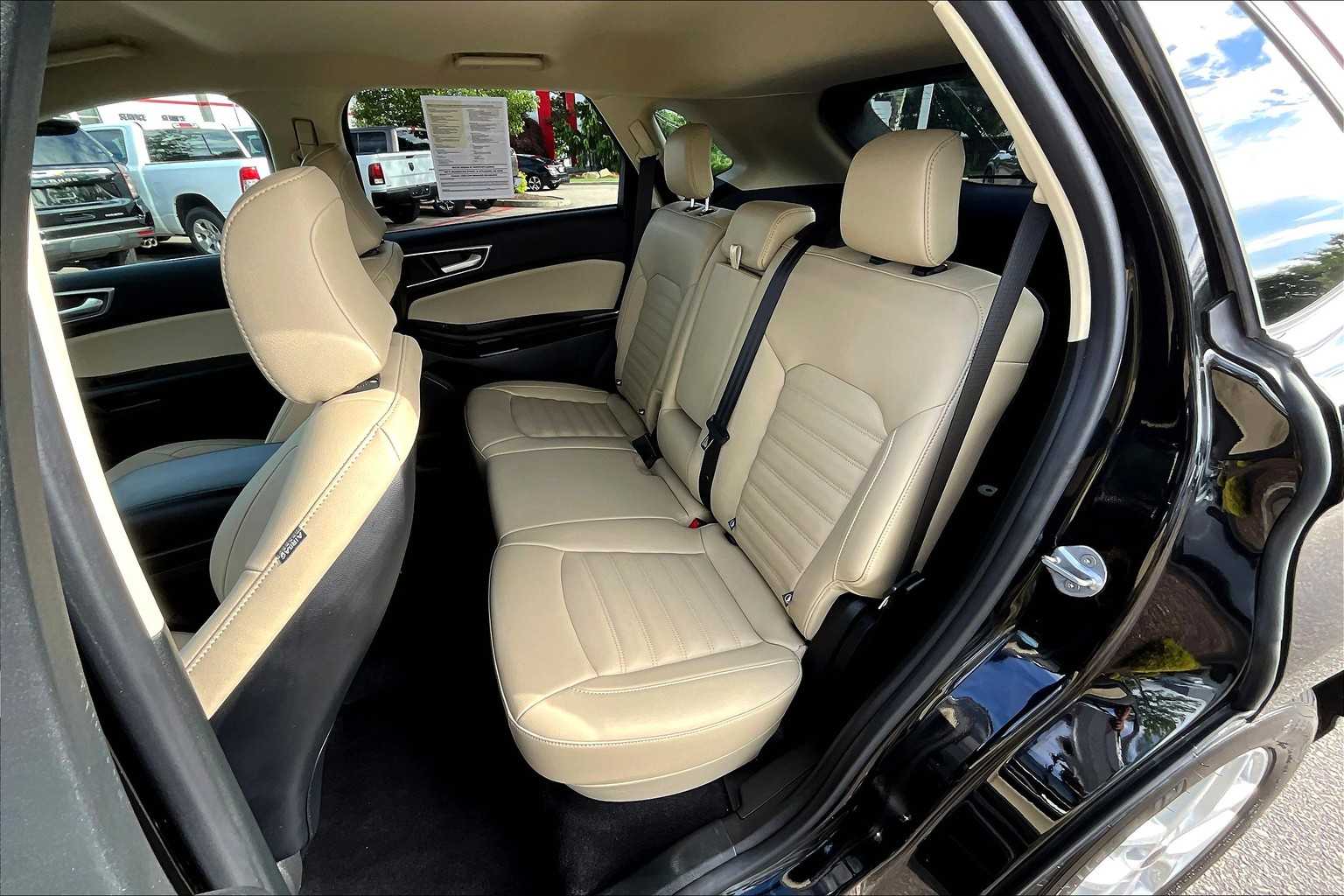 2023 Ford Edge SEL - Photo 13