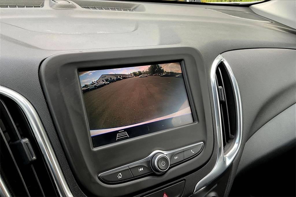 2020 Chevrolet Equinox LT - Photo 16