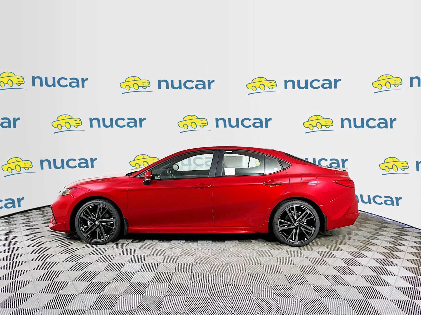 2025 Toyota Camry XSE - Photo 3