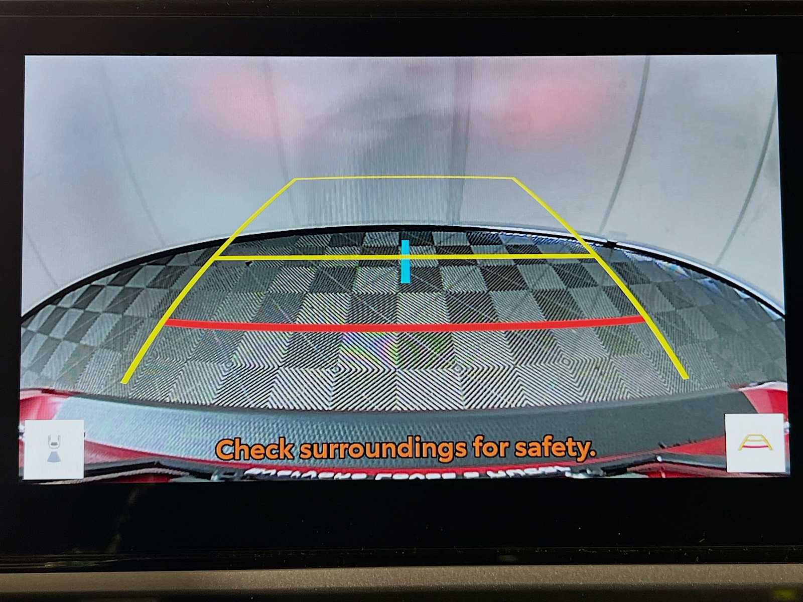 2025 Toyota Camry XSE - Photo 9