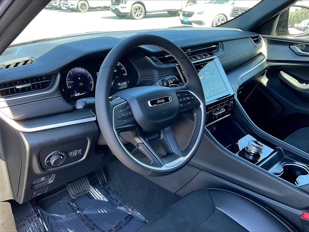 2025 Jeep Grand Cherokee Altitude X - Photo 9