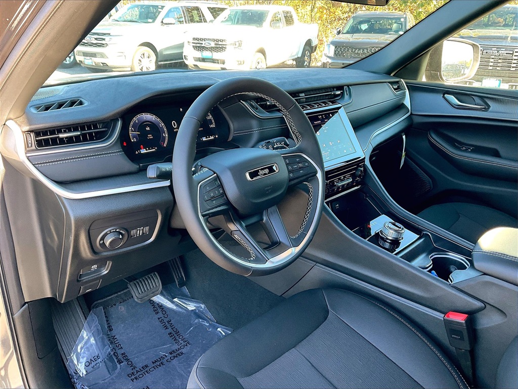 2025 Jeep Grand Cherokee L Laredo - Photo 9