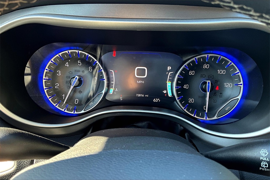 2023 Chrysler Pacifica Touring L - Photo 26