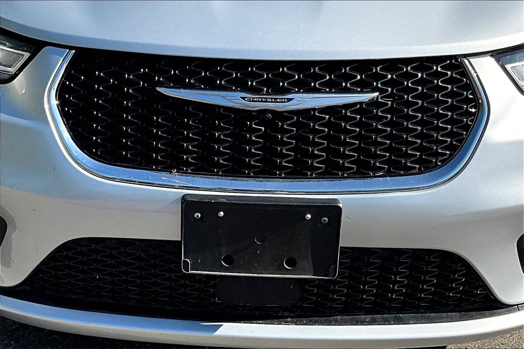 2023 Chrysler Pacifica Touring L - Photo 33