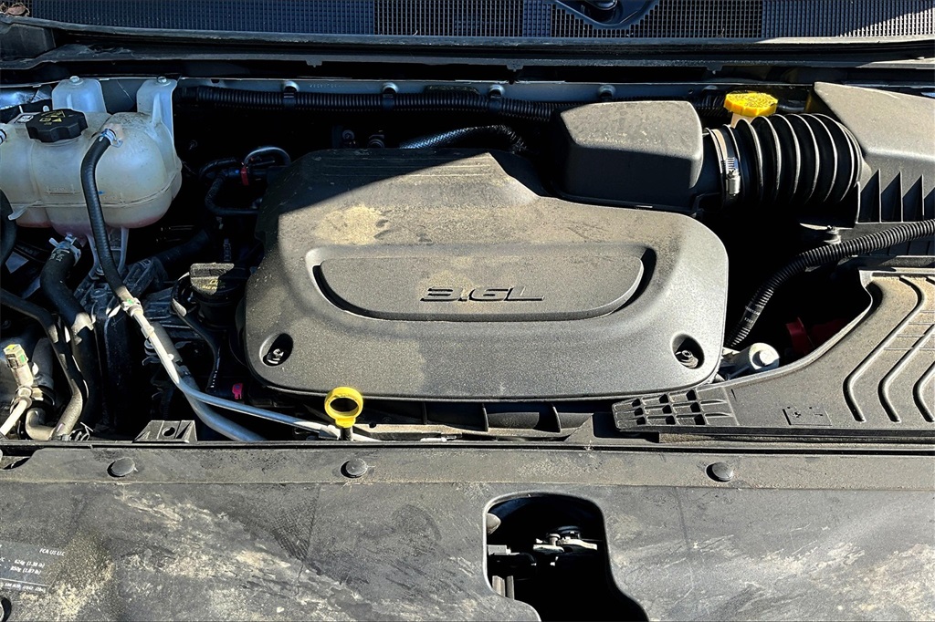 2023 Chrysler Pacifica Touring L - Photo 36