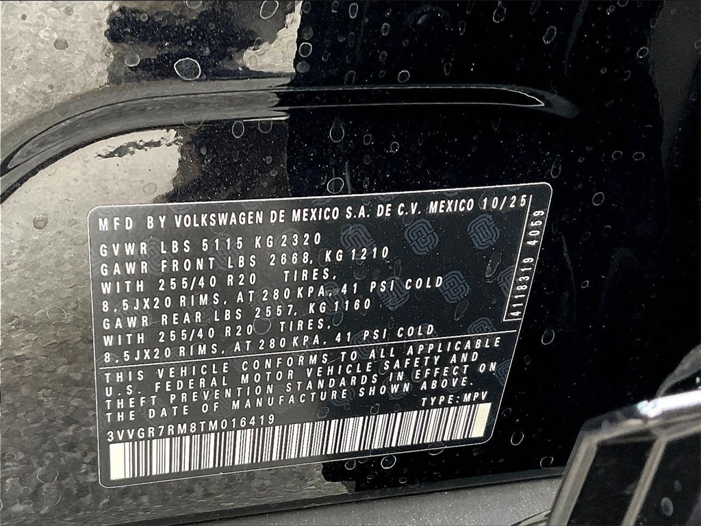 2026 Volkswagen Tiguan 2.0T SE R-Line Black - Photo 16