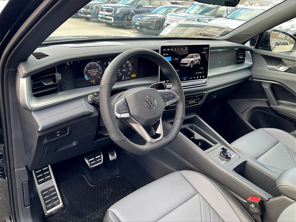 2026 Volkswagen Tiguan 2.0T SE R-Line Black - Photo 9