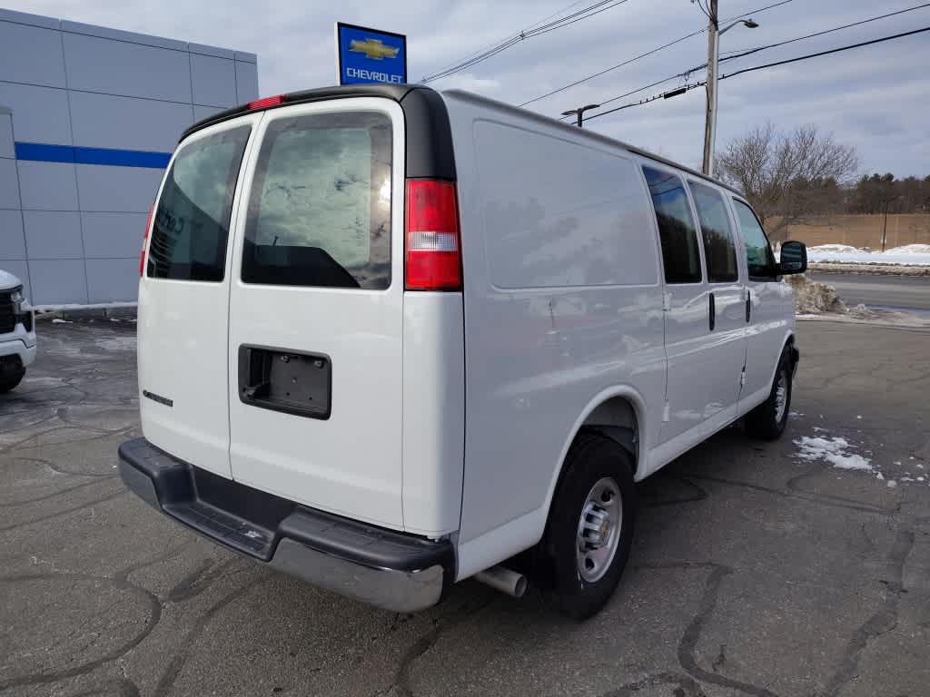 2025 Chevrolet Express  - Photo 11