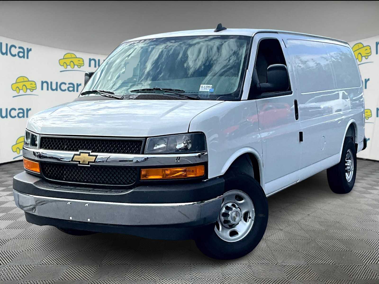 2025 Chevrolet Express  - Photo 8