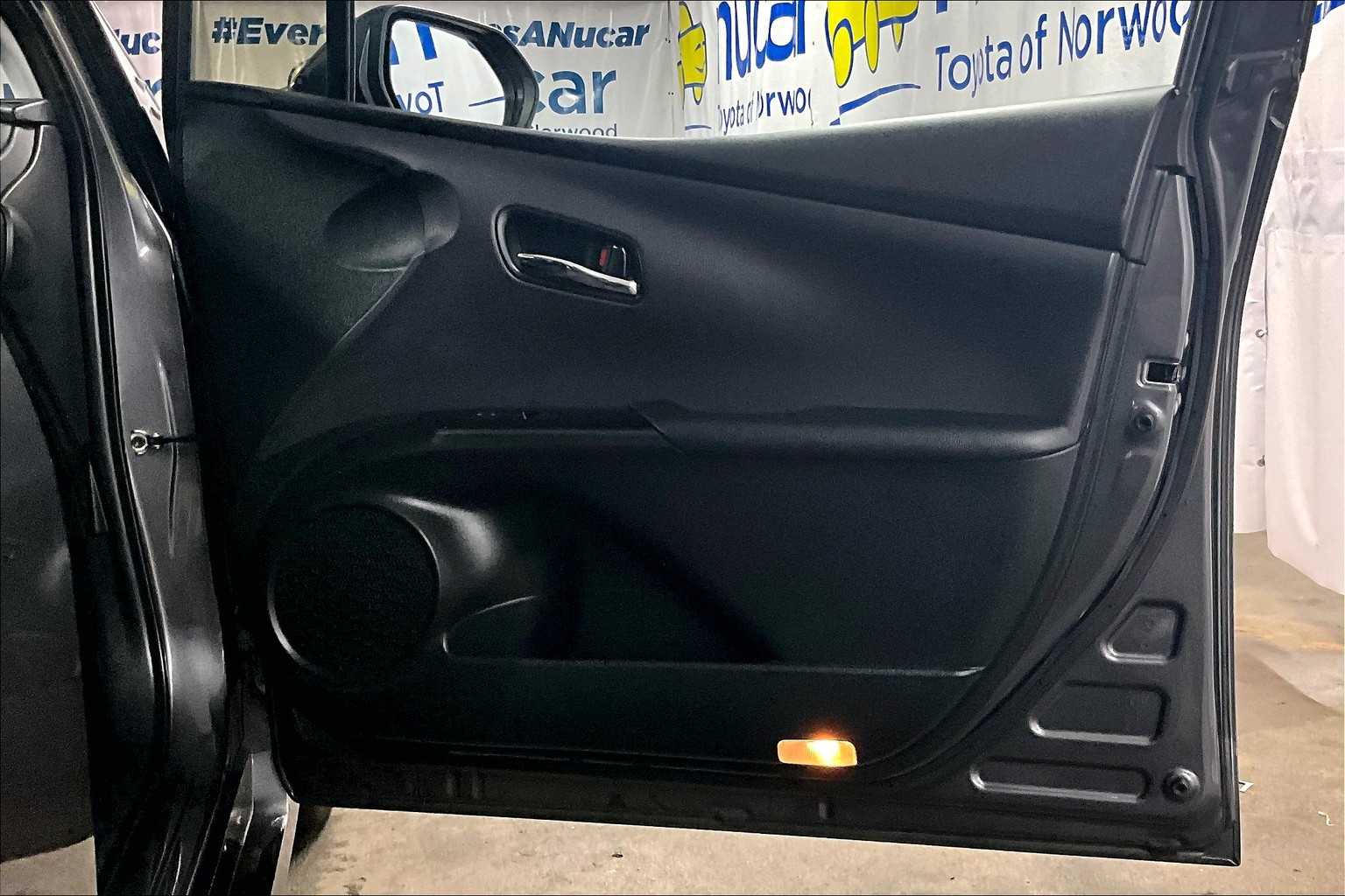 2021 Toyota Prius Prime XLE - Photo 12