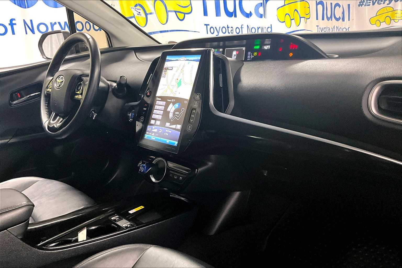2021 Toyota Prius Prime XLE - Photo 14