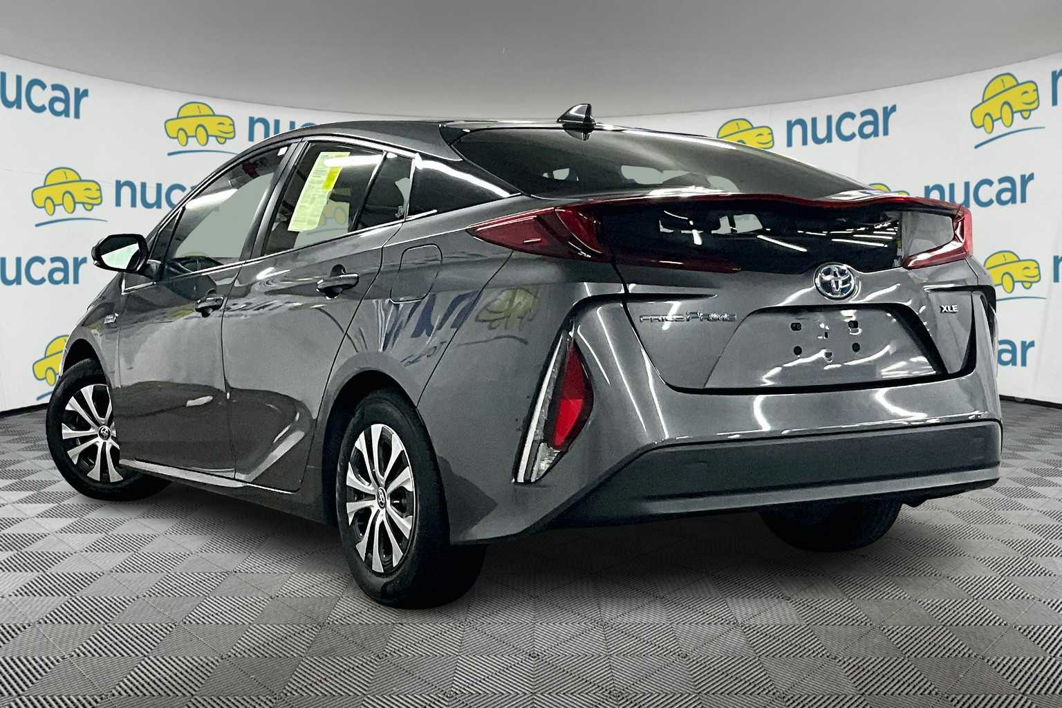 2021 Toyota Prius Prime XLE - Photo 4