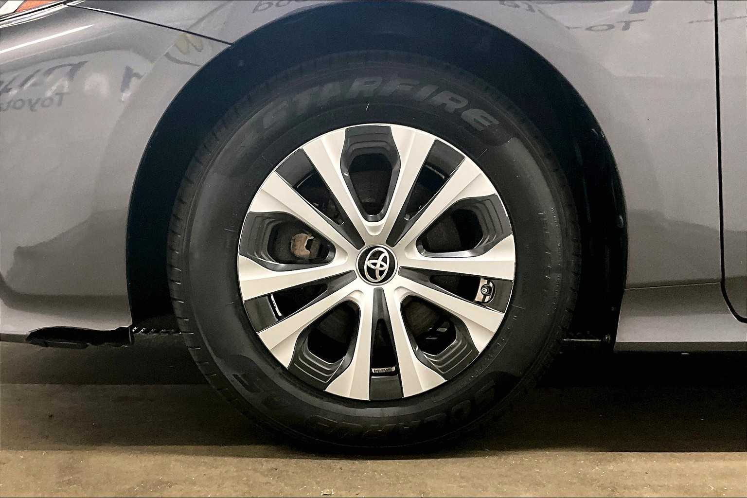 2021 Toyota Prius Prime XLE - Photo 7