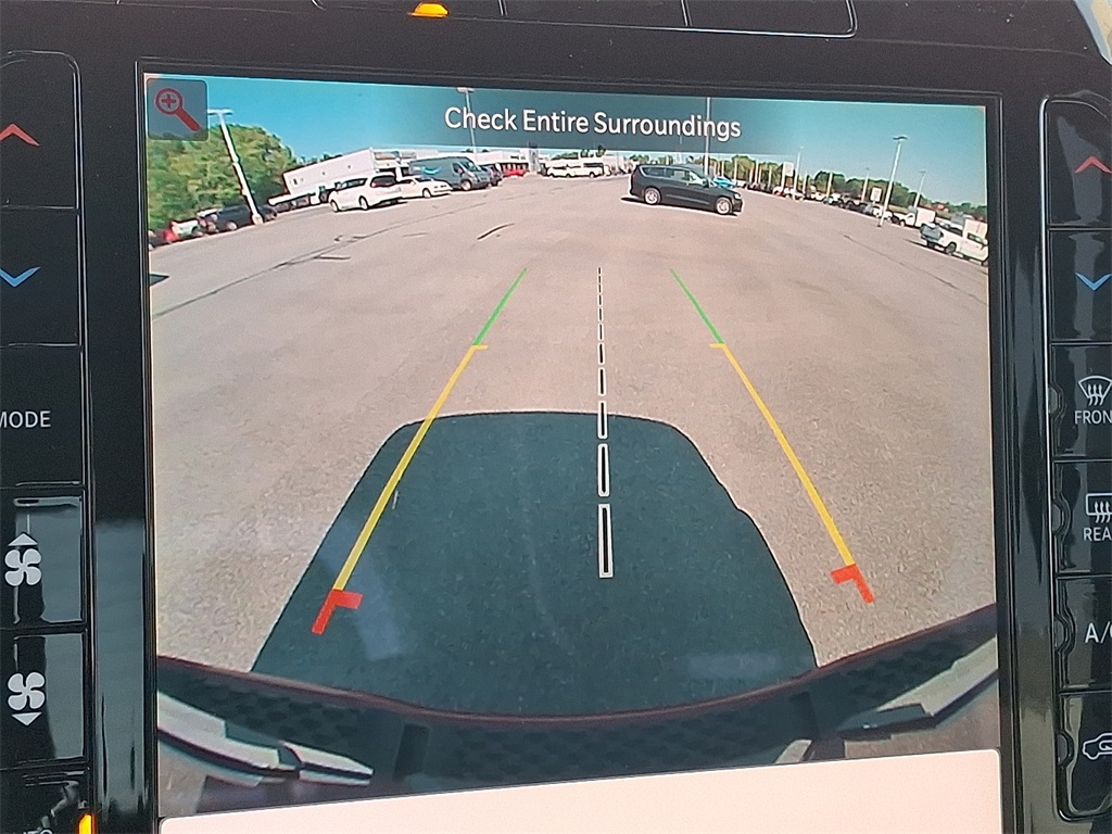 2025 Ram 1500 Laramie - Photo 15