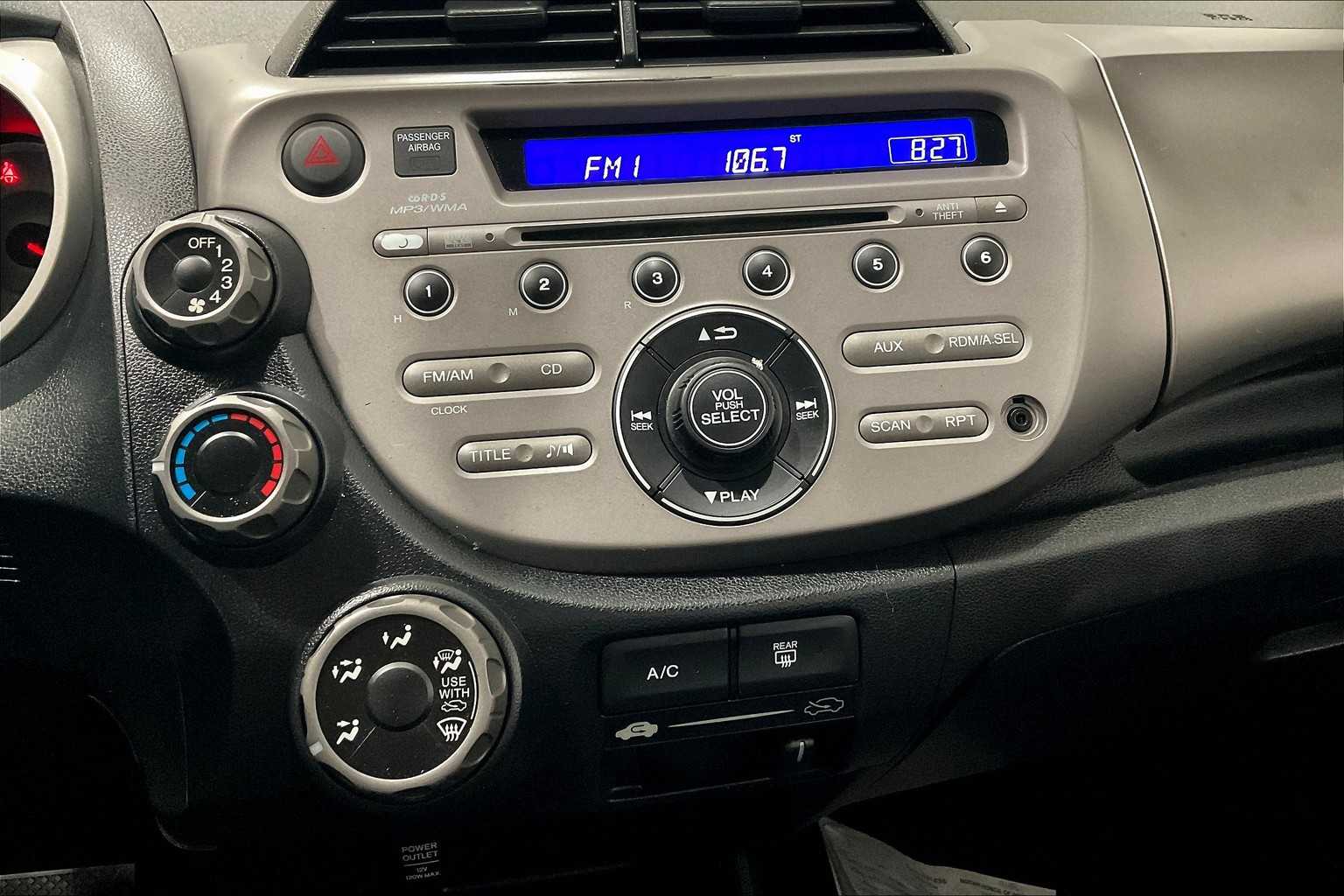2013 Honda Fit  - Photo 23