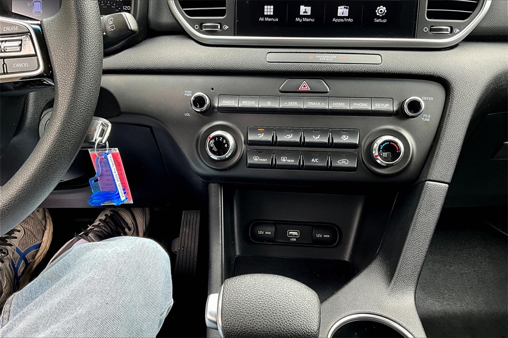 2020 Kia Sportage LX - Photo 25