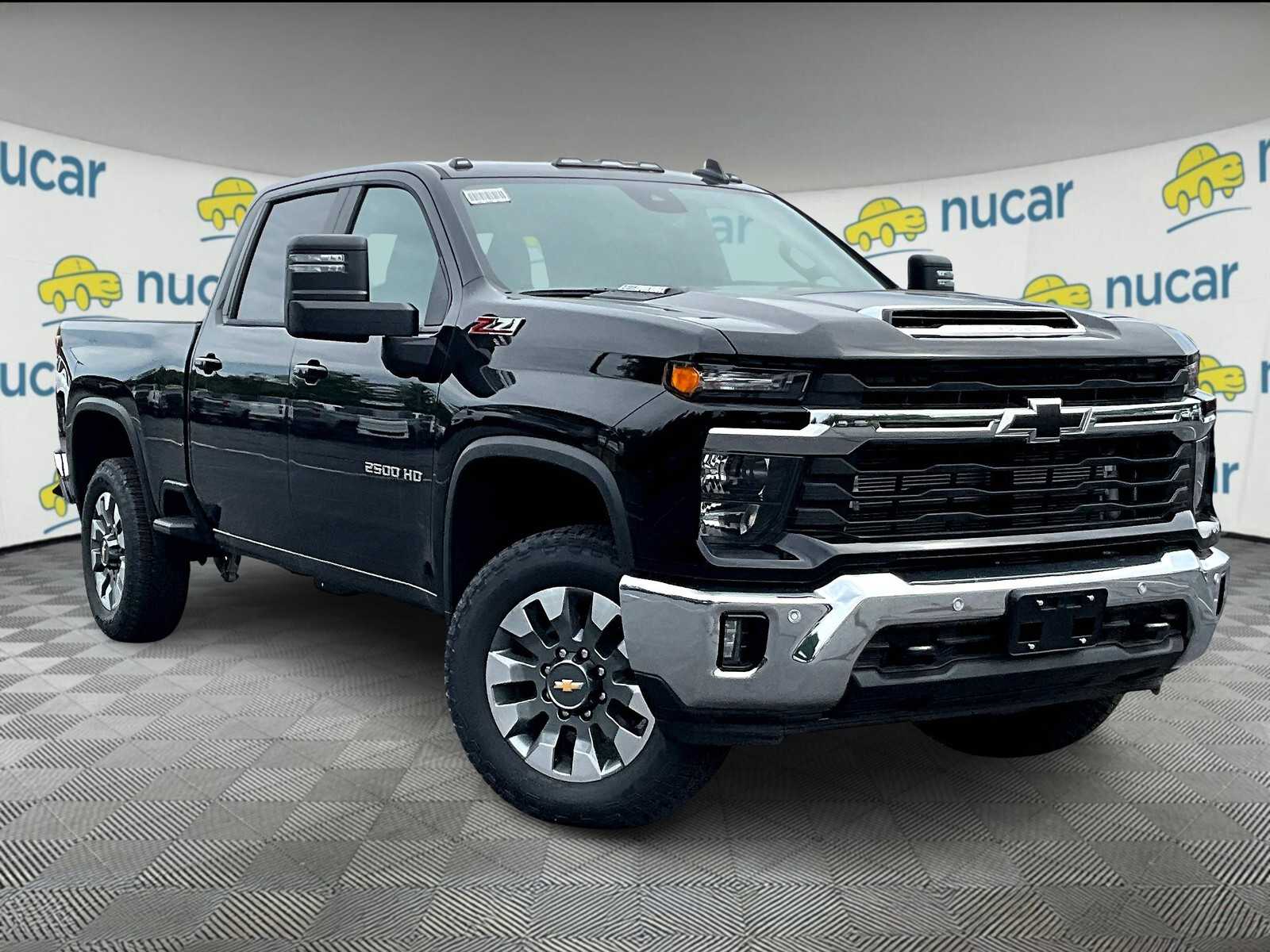 2025 Chevrolet Silverado 2500HD LT photo 3