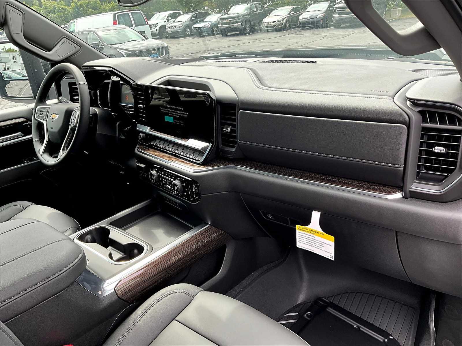 2025 Chevrolet Silverado 2500HD LT - Photo 11