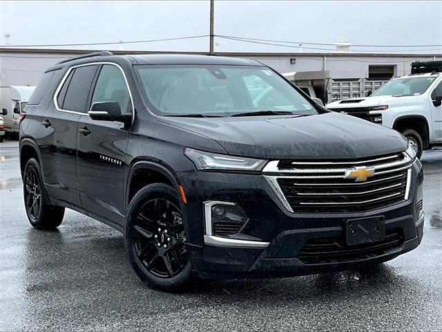 2023 Chevrolet Traverse LT