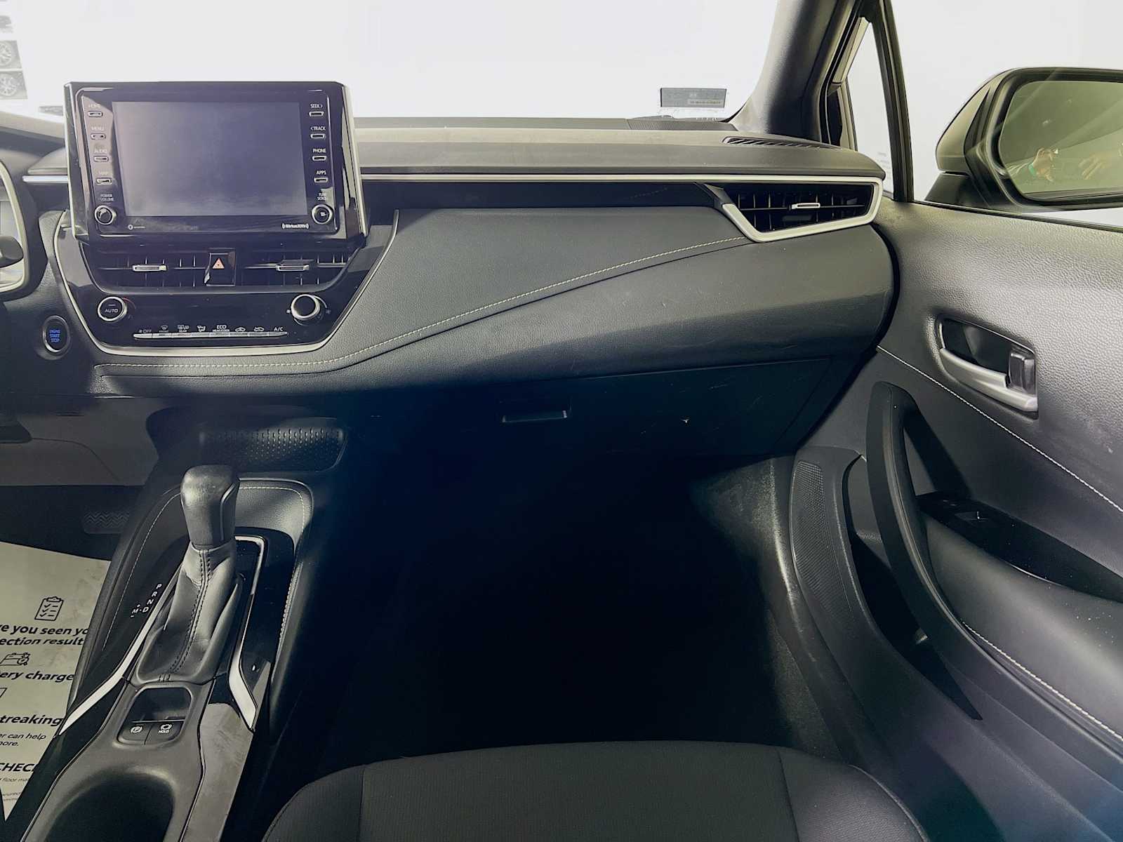 2021 Toyota Corolla SE - Photo 22