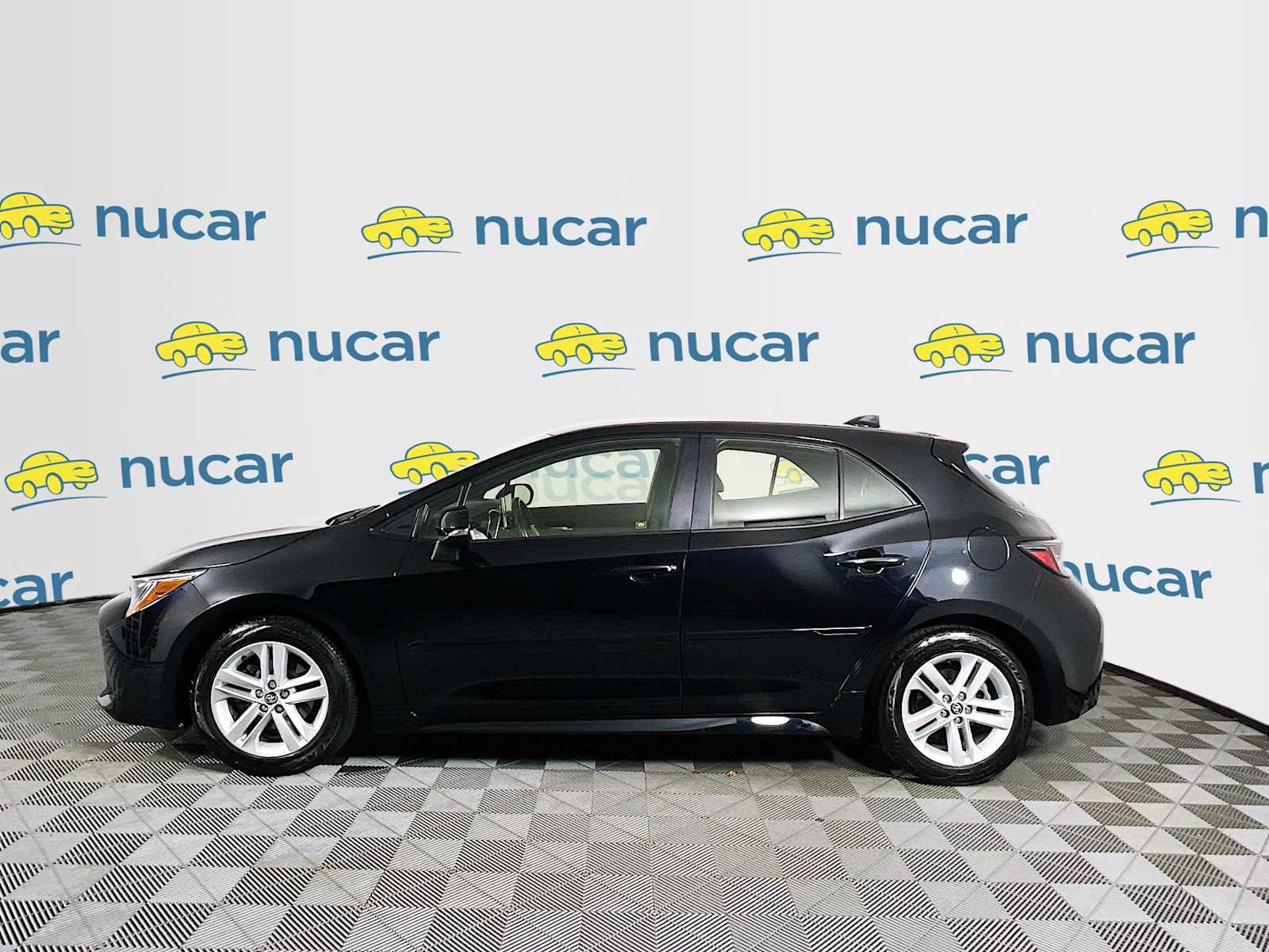 2021 Toyota Corolla SE - Photo 4