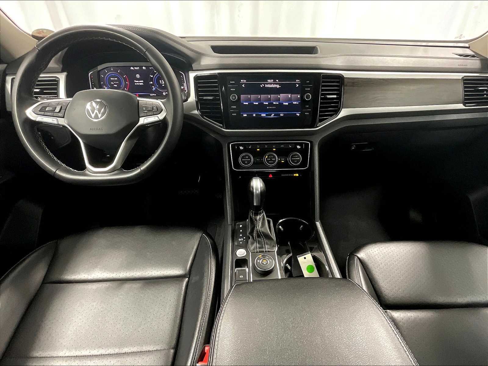 2022 Volkswagen Atlas 3.6L V6 SE w/Technology - Photo 22