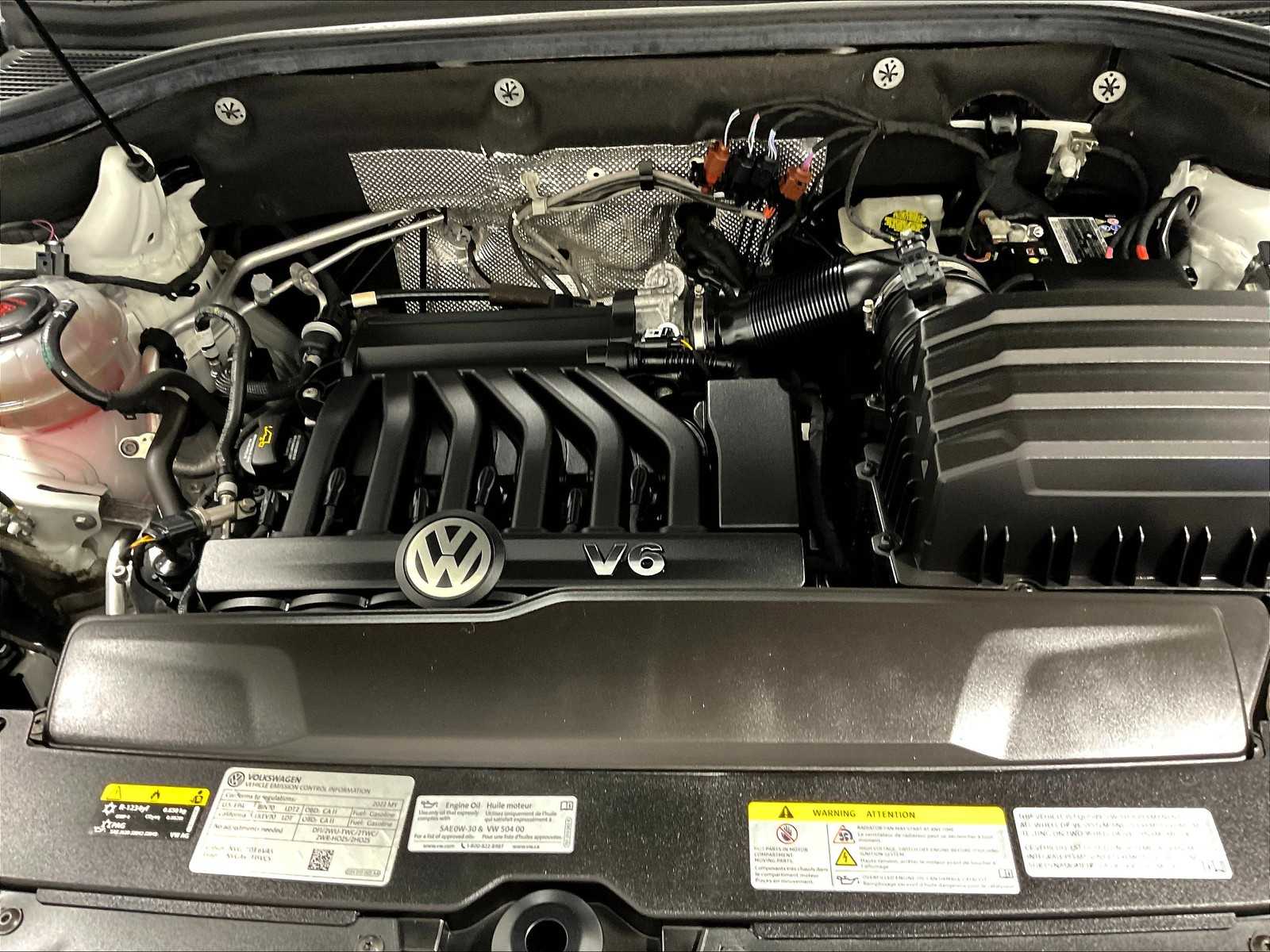 2022 Volkswagen Atlas 3.6L V6 SE w/Technology - Photo 36