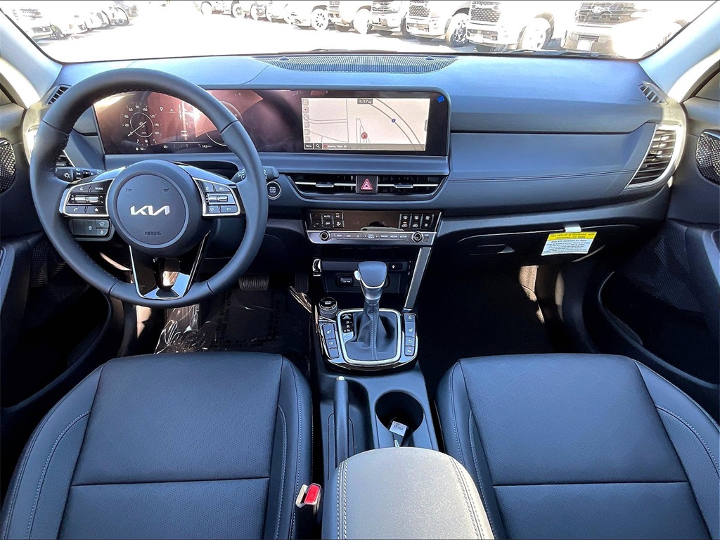 2026 Kia Seltos EX - Photo 12