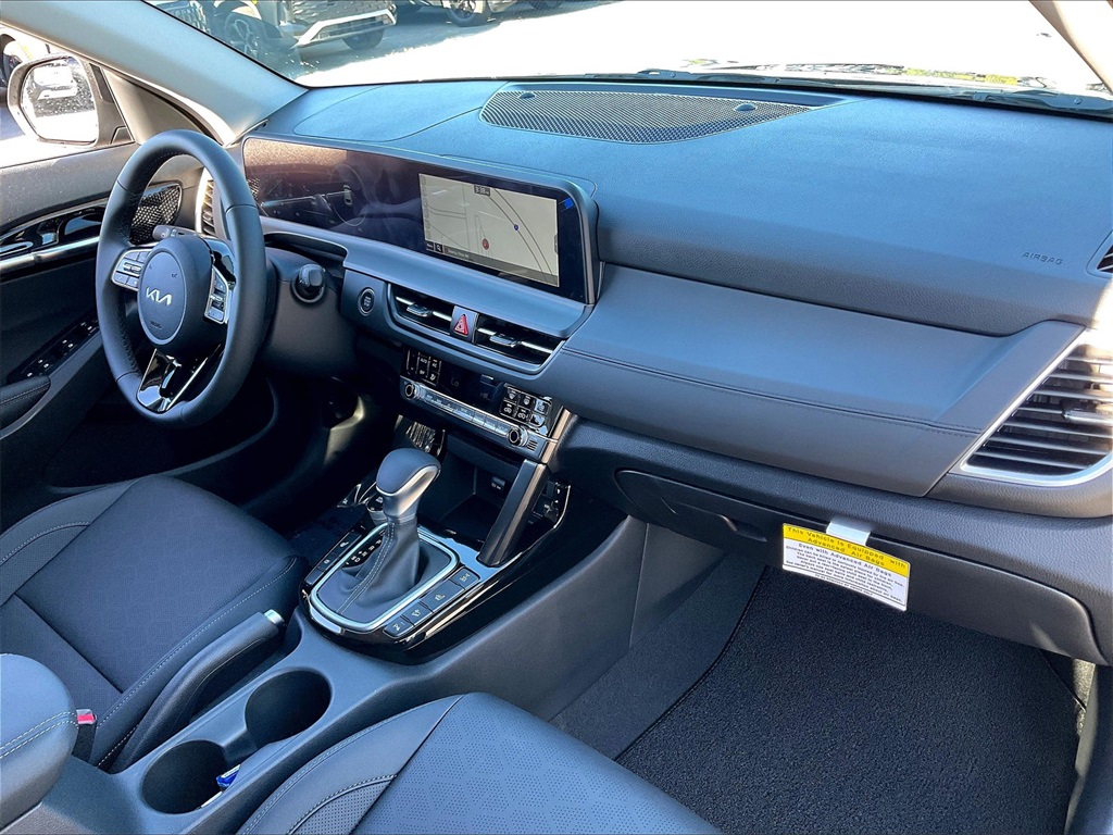 2026 Kia Seltos EX - Photo 10